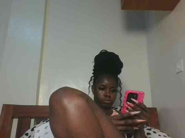 Sexykitten1 webcam
