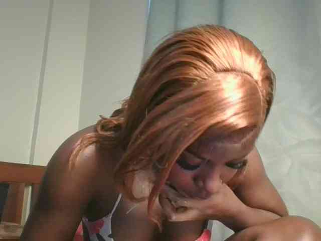 Sexykitten1 webcam
