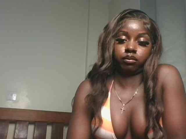 Sexykitten1 webcam