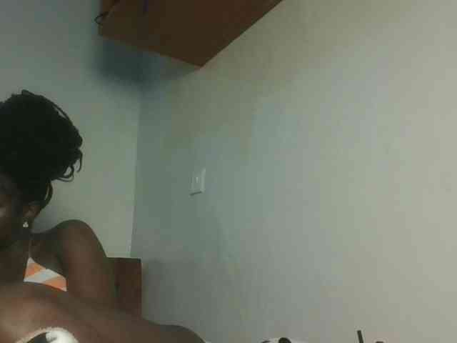 Sexykitten1 webcam
