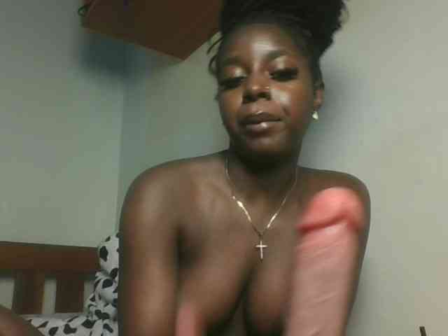 Sexykitten1 webcam