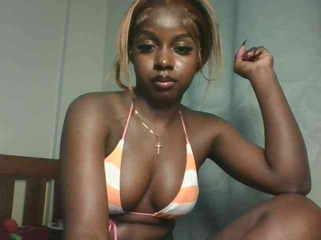 Sexykitten1 webcam