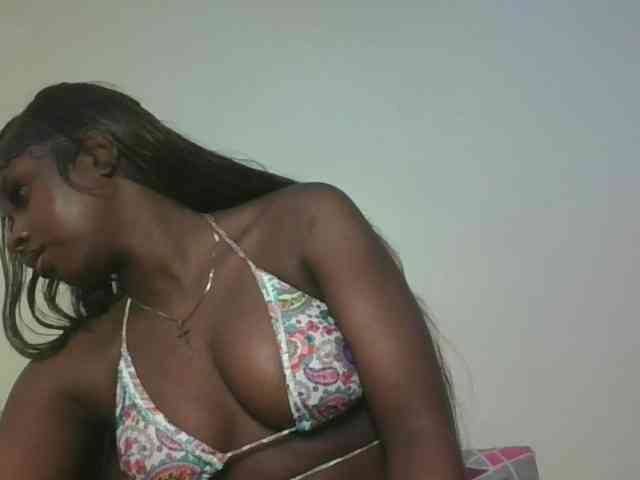 Sexykitten1 webcam