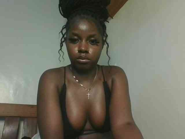 Sexykitten1 webcam