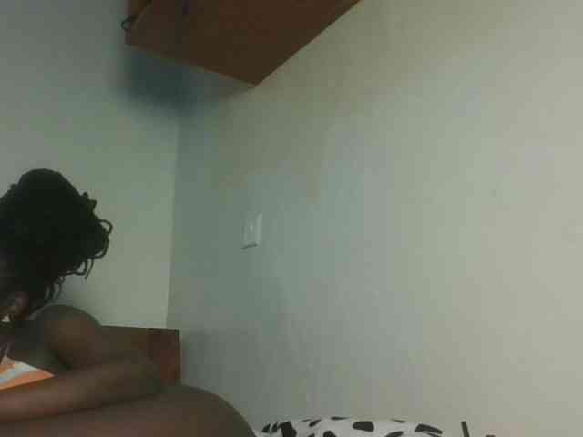 Sexykitten1 webcam