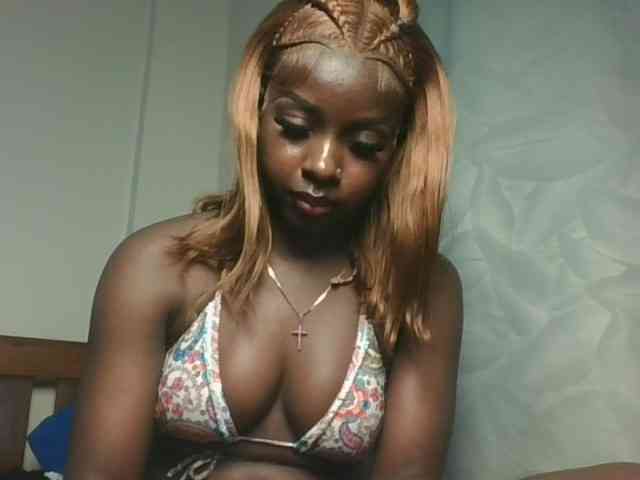 Sexykitten1 webcam