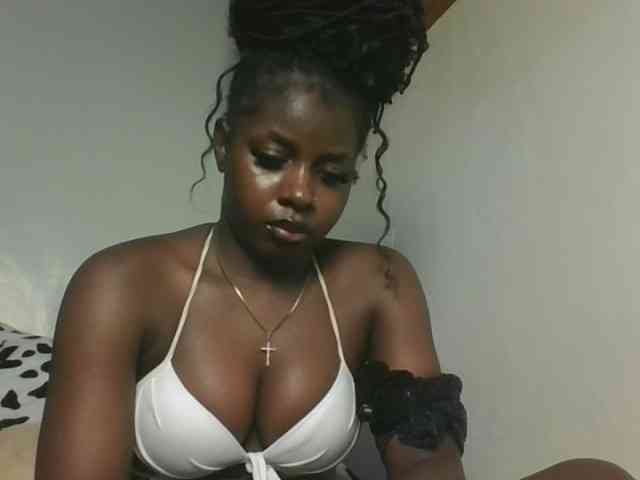 Sexykitten1 webcam