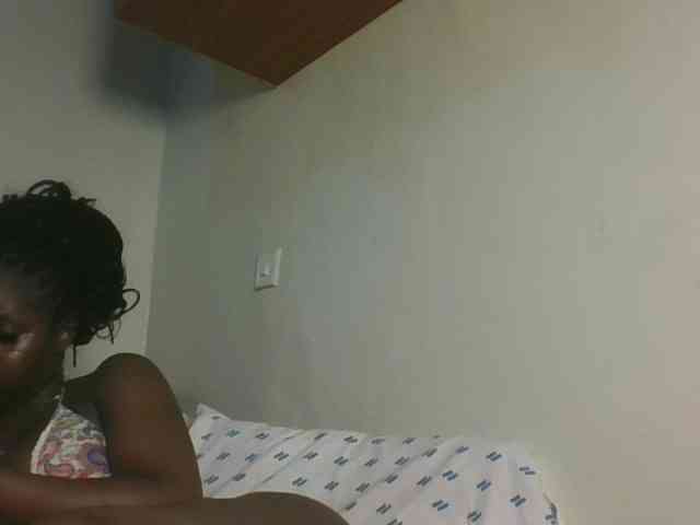 Sexykitten1 webcam