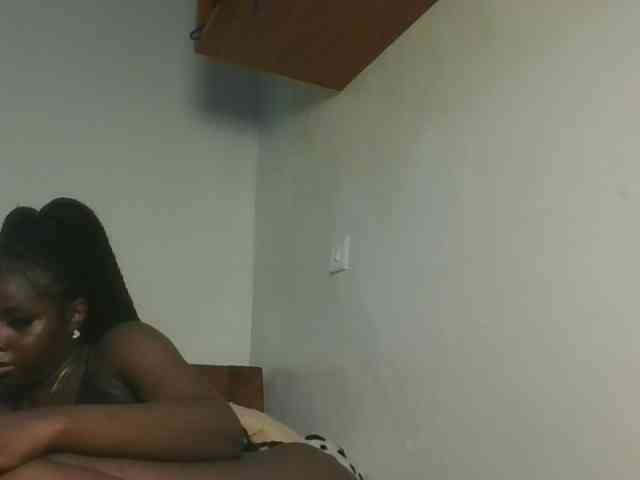 Sexykitten1 webcam