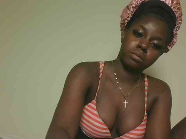 Sexykitten1 webcam