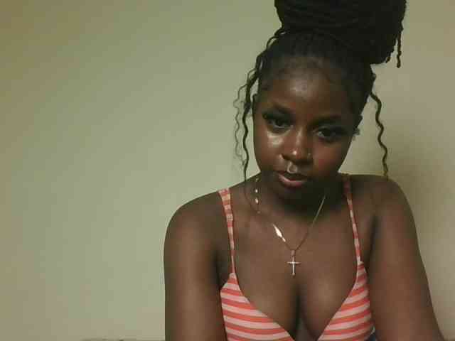 Sexykitten1 webcam
