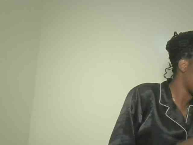 Sexykitten1 webcam