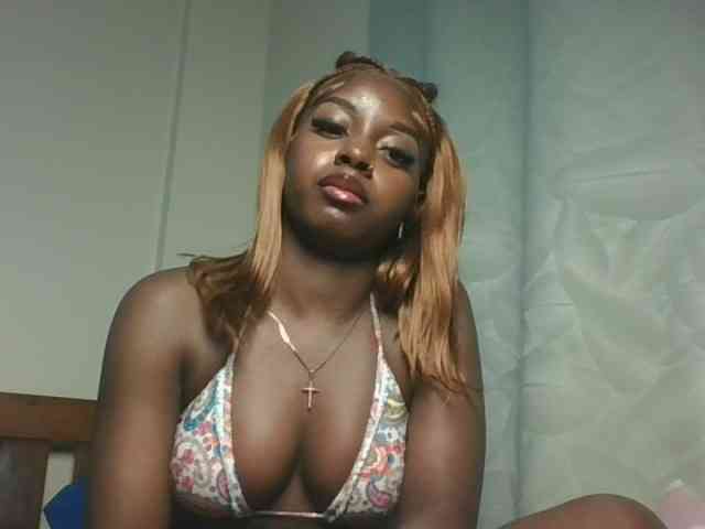Sexykitten1 webcam