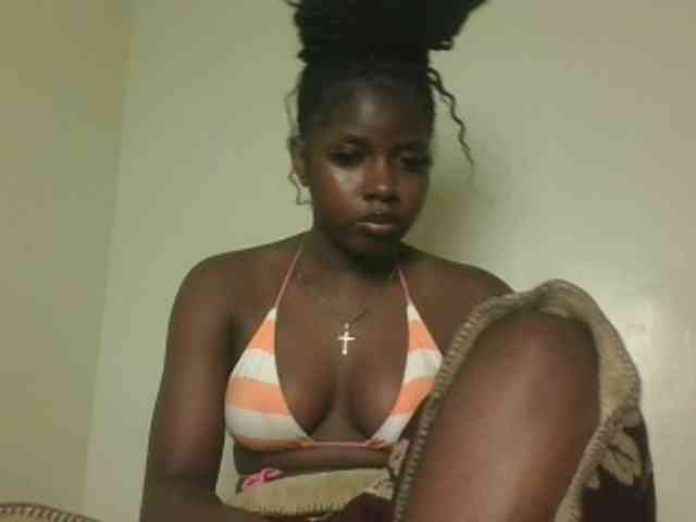 Sexykitten1 webcam