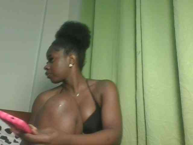 Sexykitten1 webcam