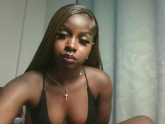 Sexykitten1 webcam