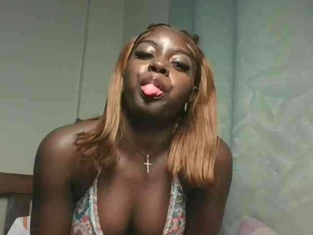 Sexykitten1 webcam