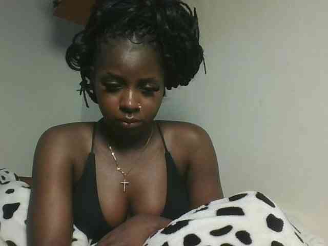 Sexykitten1 webcam