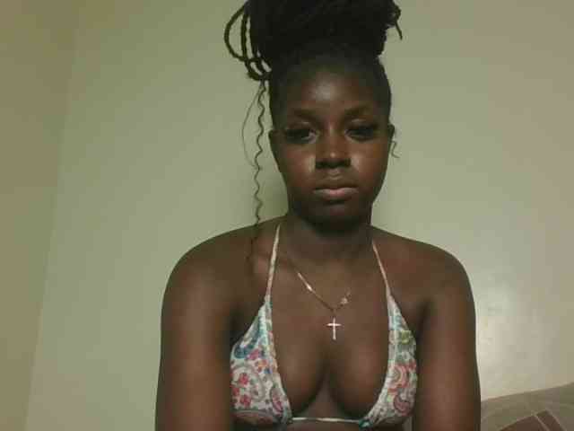 Sexykitten1 webcam