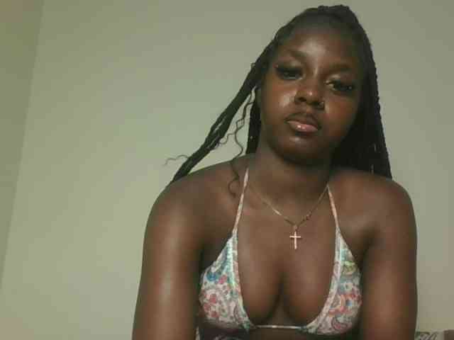 Sexykitten1 webcam
