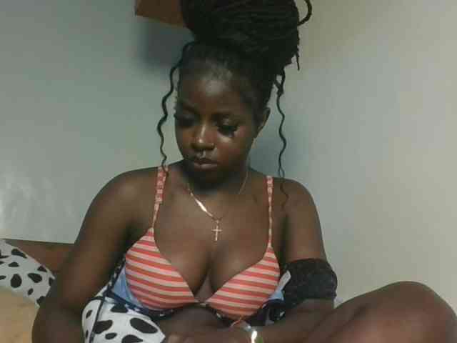 Sexykitten1 webcam