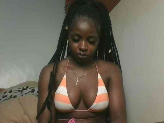 Sexykitten1 webcam