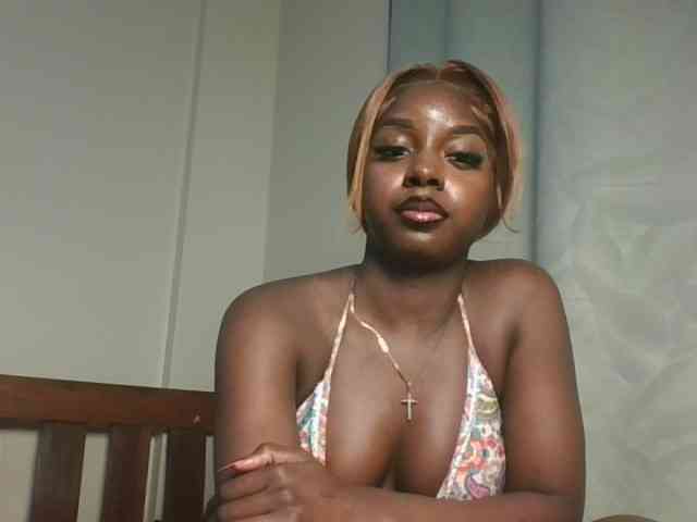 Sexykitten1 webcam
