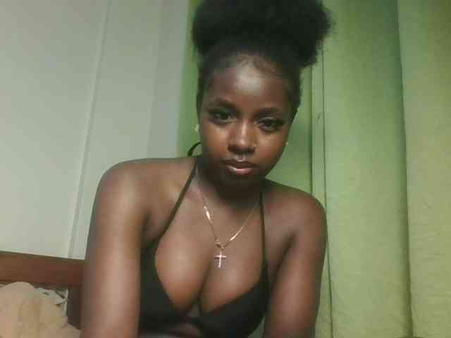 Sexykitten1 webcam