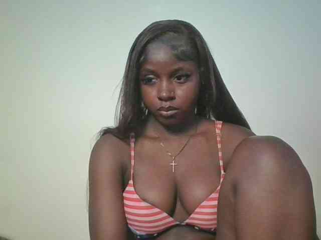Sexykitten1 webcam