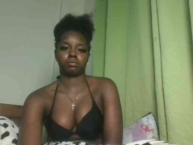 Sexykitten1 webcam