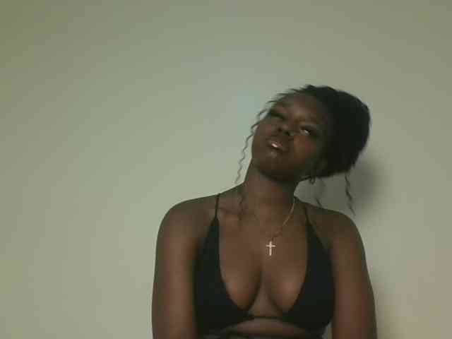 Sexykitten1 webcam