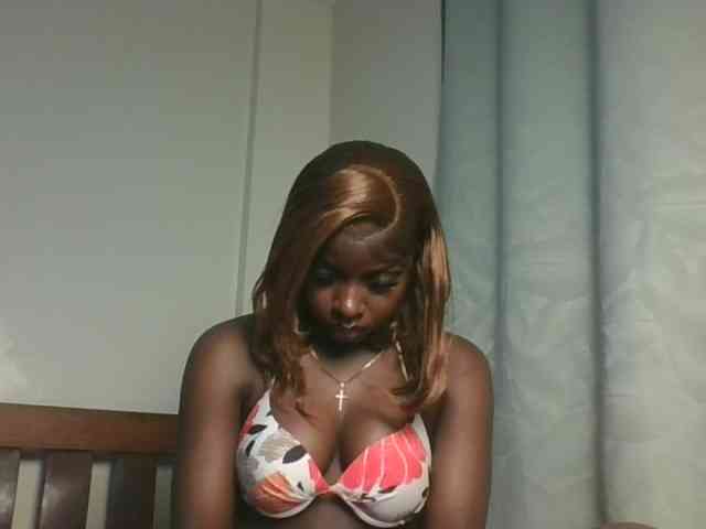 Sexykitten1 webcam