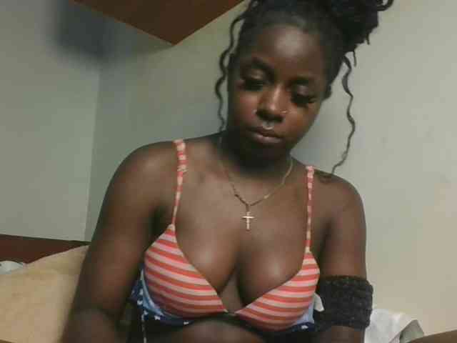 Sexykitten1 webcam