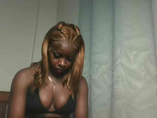 Sexykitten1 webcam
