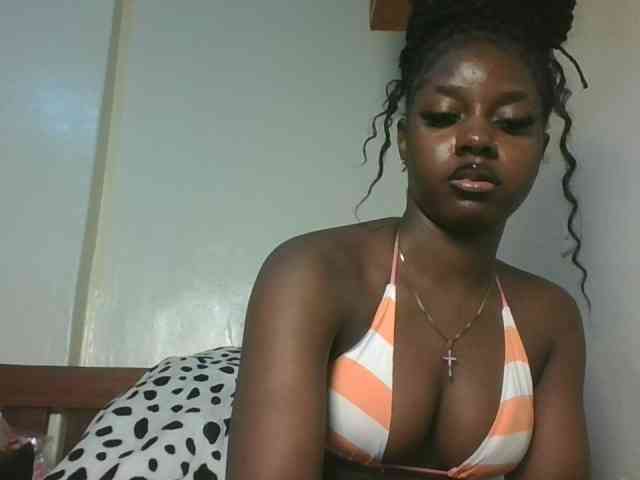Sexykitten1 webcam