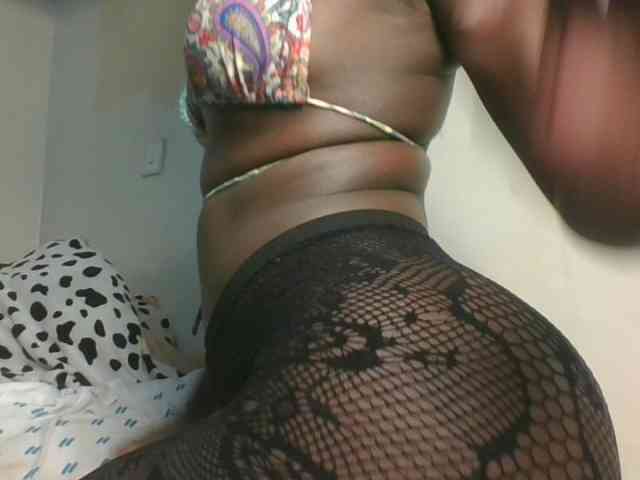 Sexykitten1 webcam