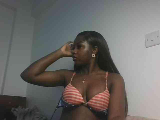Sexykitten1 webcam