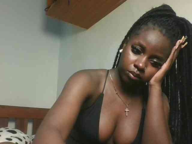 Sexykitten1 webcam