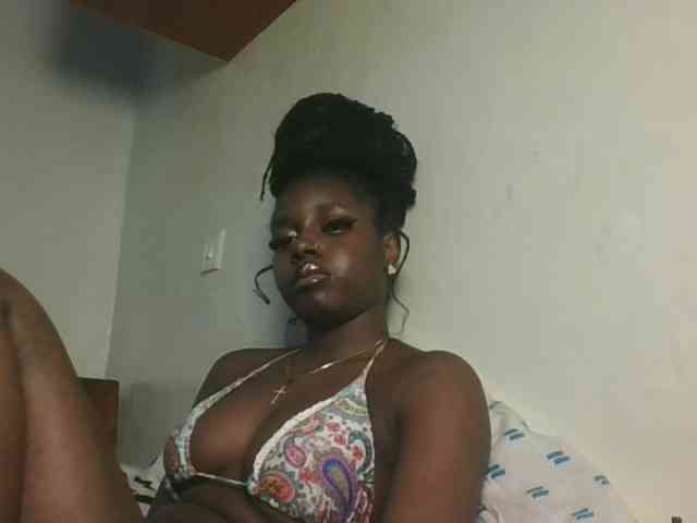 Sexykitten1 webcam