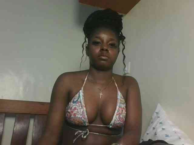 Sexykitten1 webcam