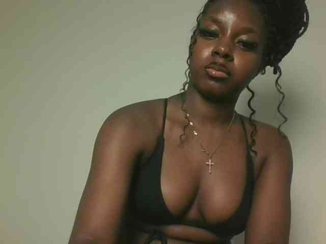 Sexykitten1 webcam