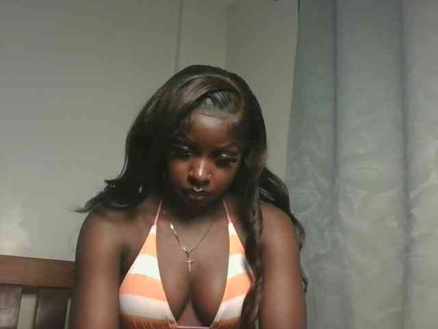 Sexykitten1 webcam