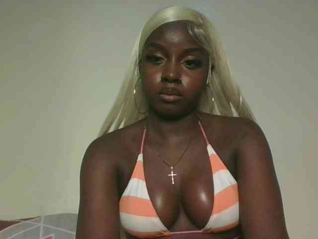 Sexykitten1 webcam