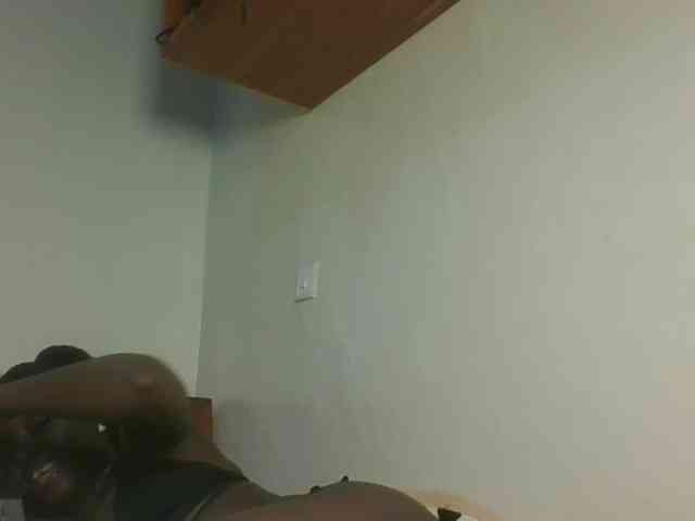 Sexykitten1 webcam