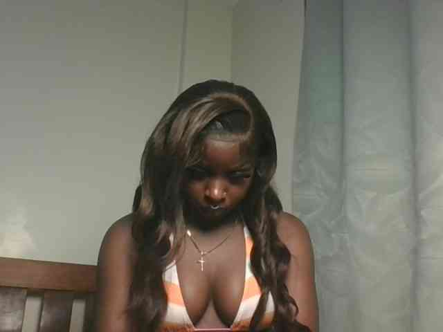 Sexykitten1 webcam
