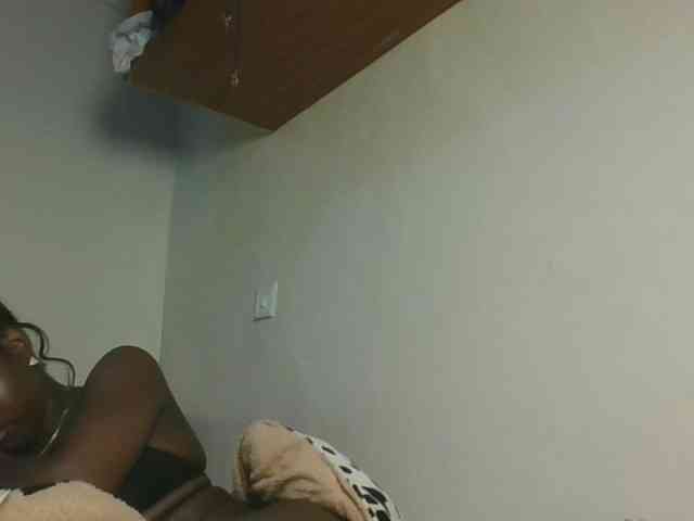 Sexykitten1 webcam
