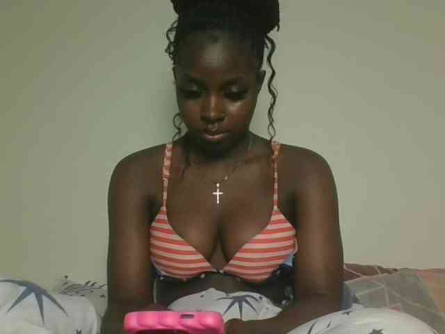 Sexykitten1 webcam