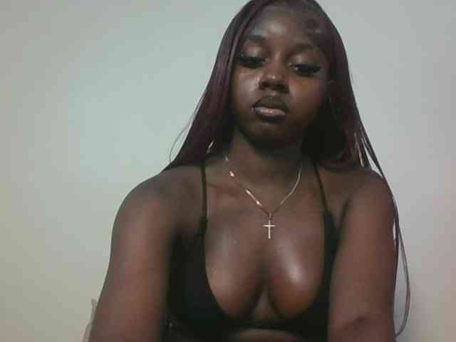 Sexykitten1 webcam