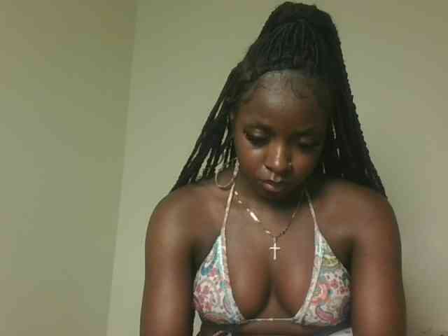 Sexykitten1 webcam