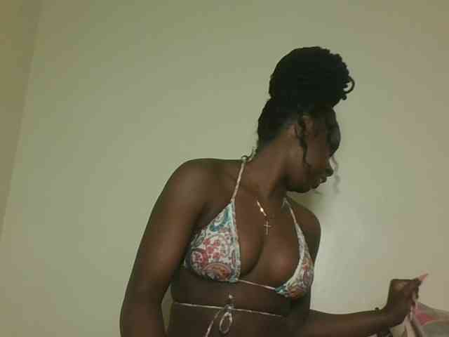 Sexykitten1 webcam